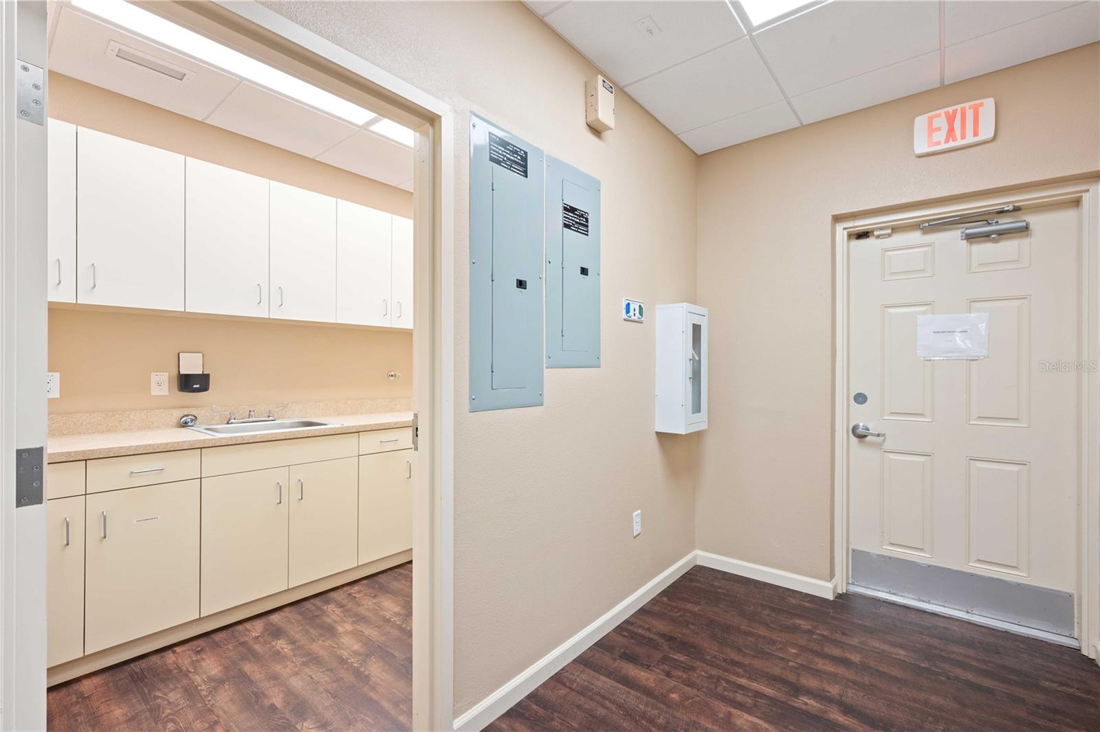 6906 MADISON ST, NEW PORT RICHEY, FL, 34652