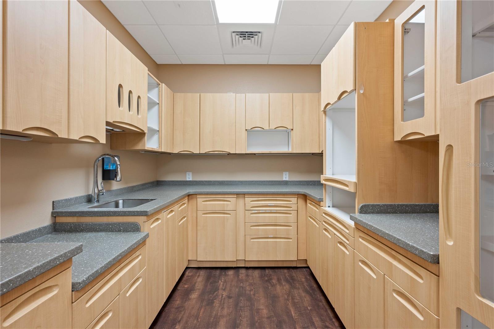6906 MADISON ST, NEW PORT RICHEY, FL, 34652