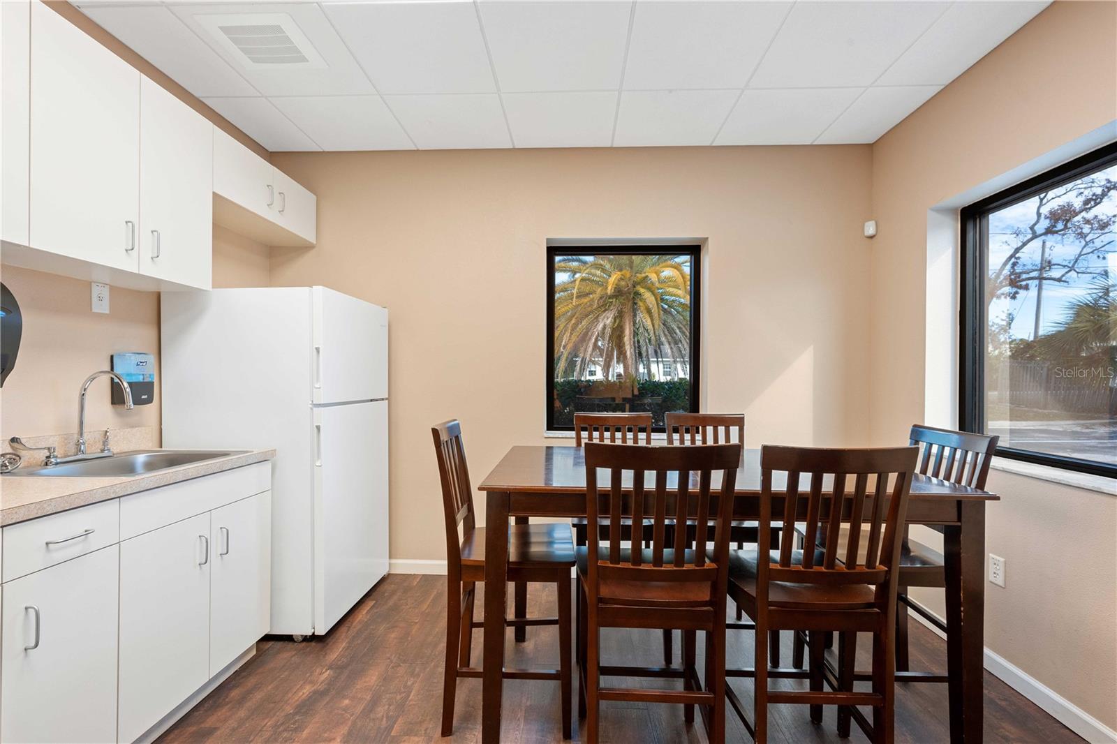 6906 MADISON ST, NEW PORT RICHEY, FL, 34652