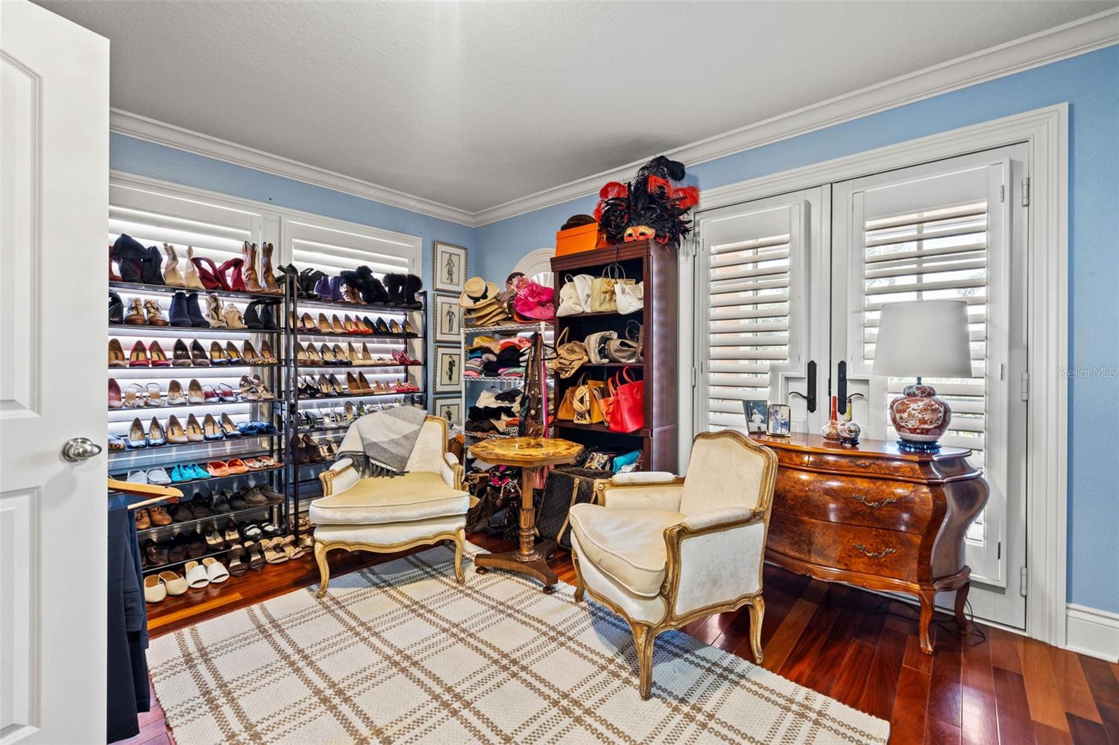 1124 SEVILLE LN NE, ST PETERSBURG, FL, 33704