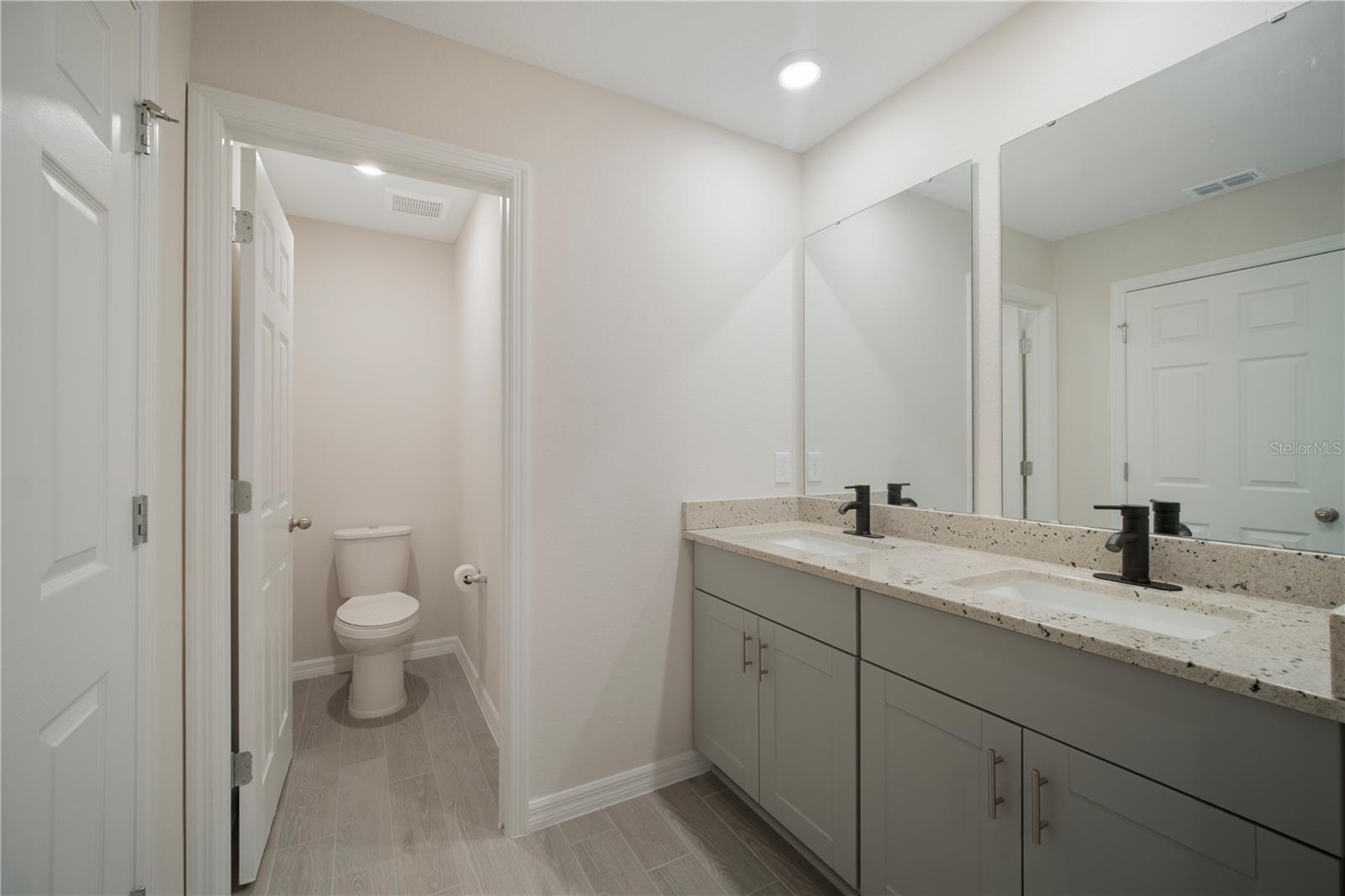 2514 SWEET VIBURNUM WAY, OCOEE, FL, 34761