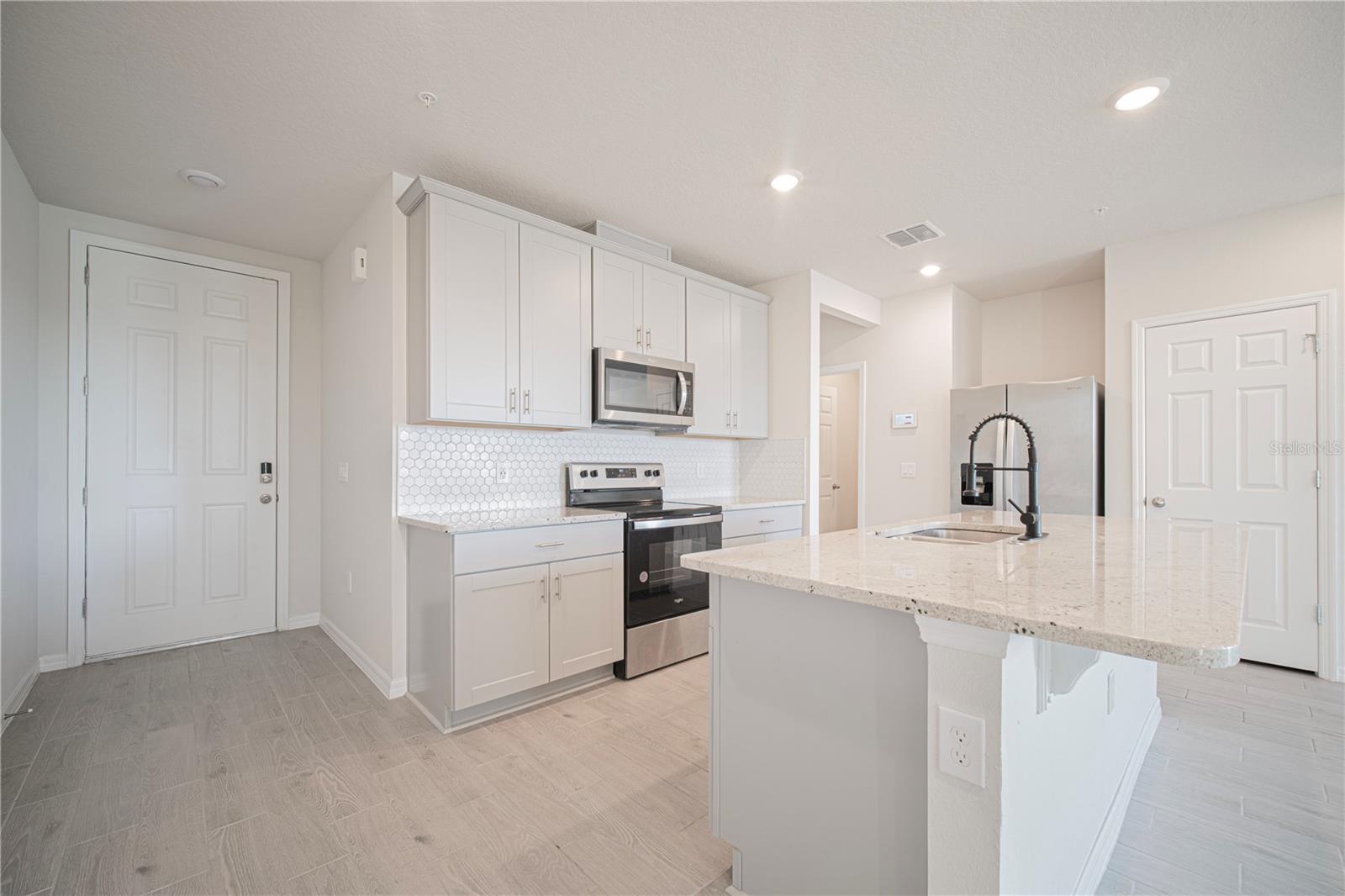 2514 SWEET VIBURNUM WAY, OCOEE, FL, 34761