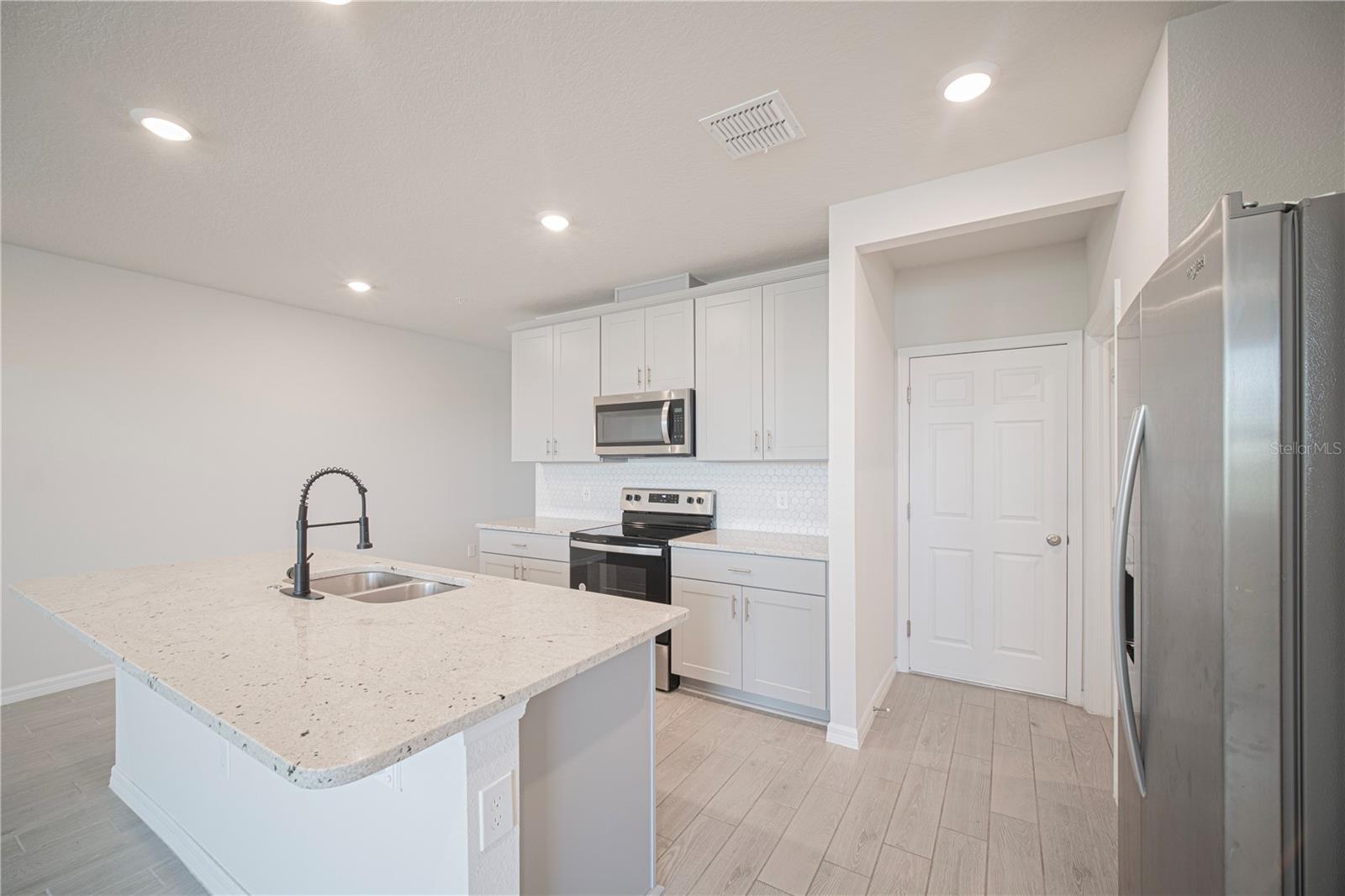 2514 SWEET VIBURNUM WAY, OCOEE, FL, 34761