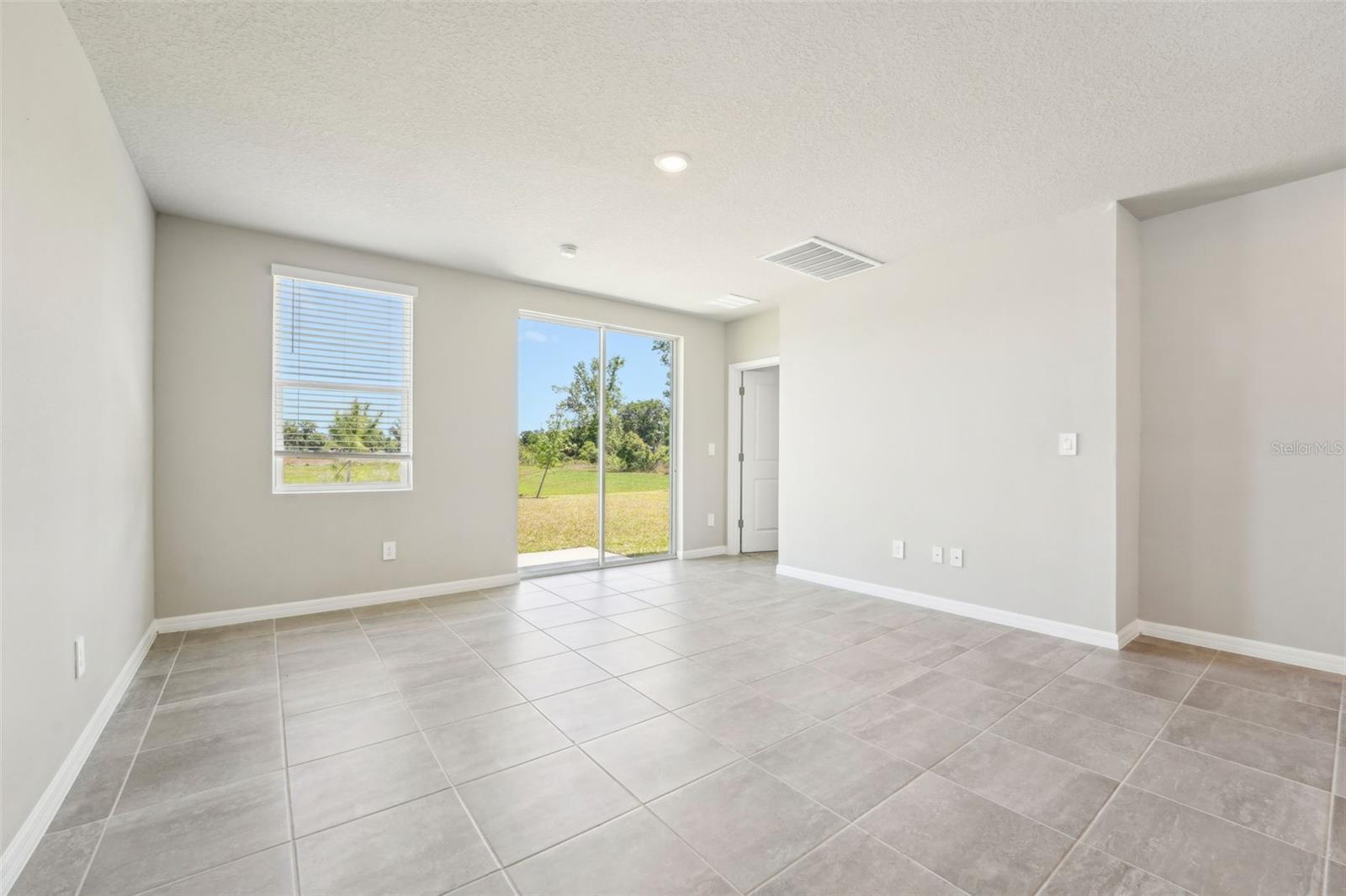 3912 RADIANT MOUNTAIN DR, PLANT CITY, FL, 33565