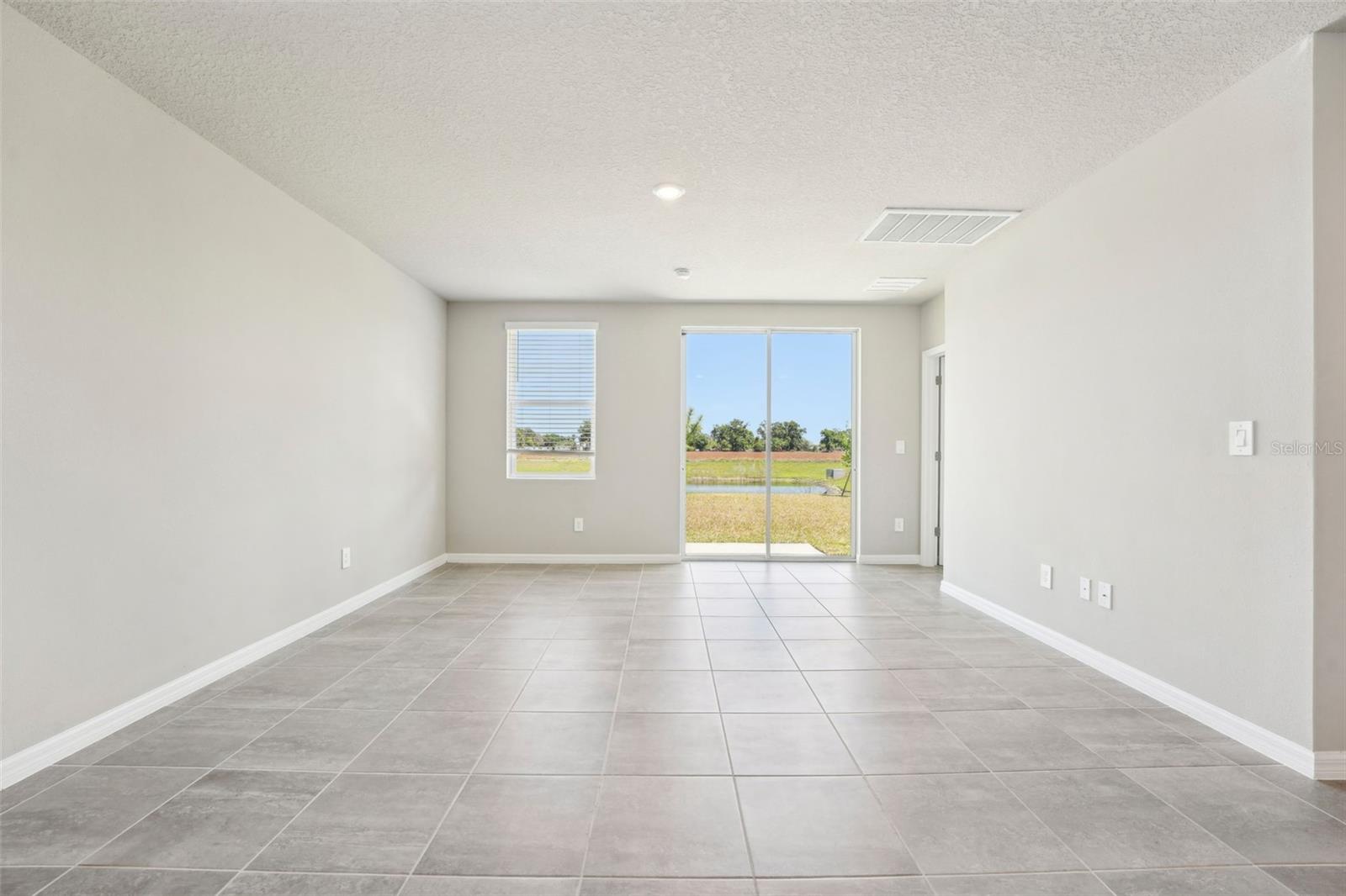 3912 RADIANT MOUNTAIN DR, PLANT CITY, FL, 33565