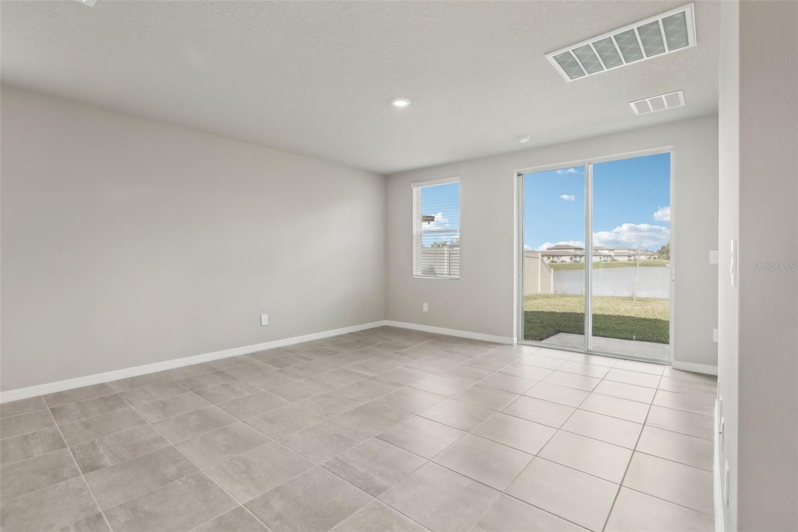 2318 E NEWSOME RD, PLANT CITY, FL, 33565