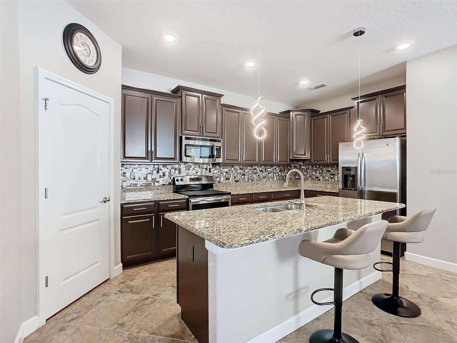 5266 CORTLAND DR, DAVENPORT, FL, 33837