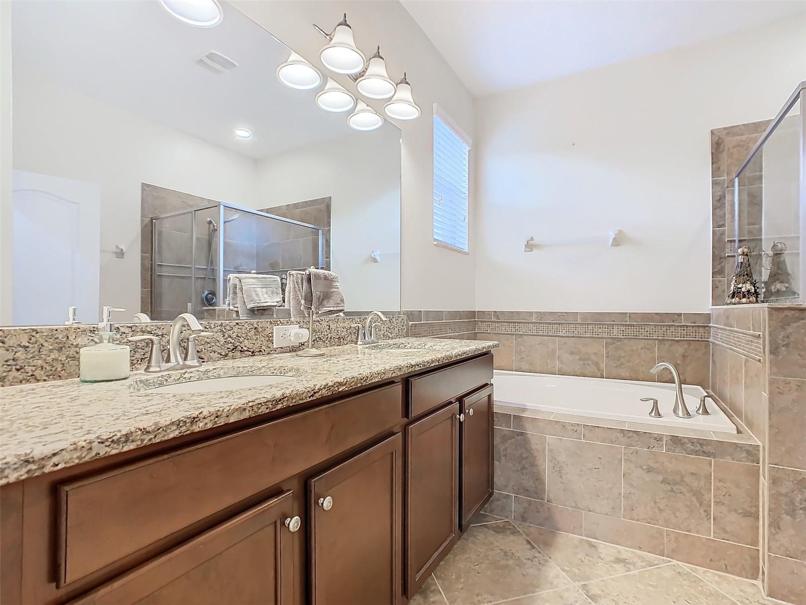 5266 CORTLAND DR, DAVENPORT, FL, 33837