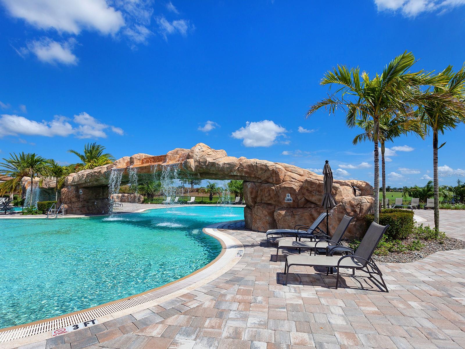 17108 VARDON TER #203, LAKEWOOD RANCH, FL, 34211