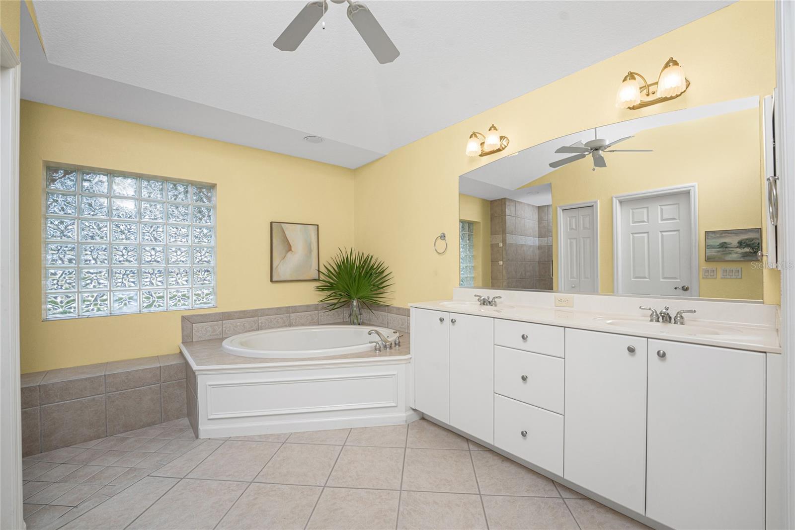 188 BROADMOOR LN, ROTONDA WEST, FL, 33947