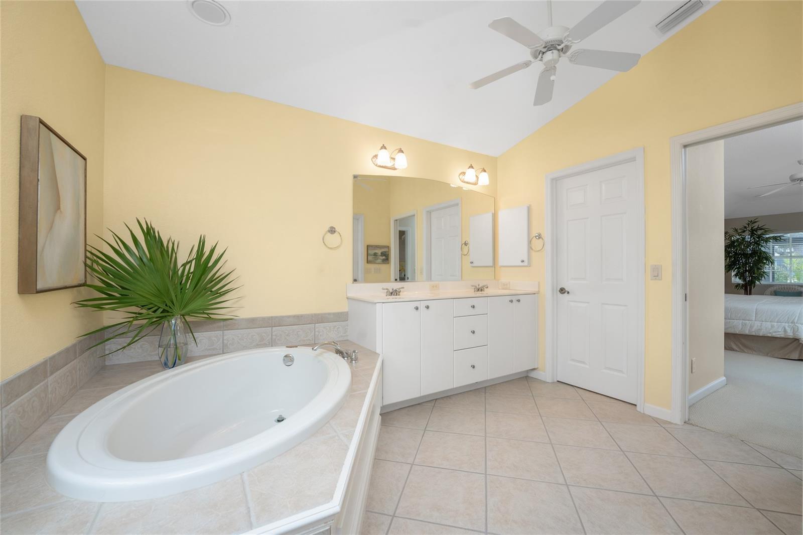 188 BROADMOOR LN, ROTONDA WEST, FL, 33947