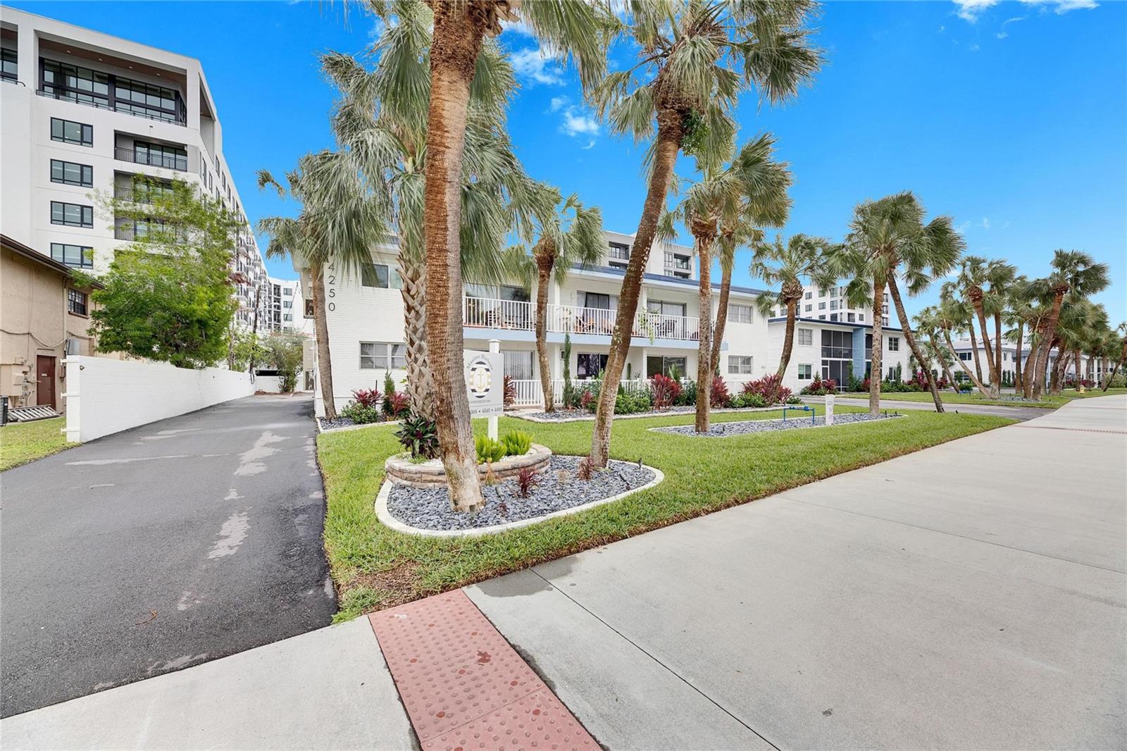 4250 37TH ST S #5, ST PETERSBURG, FL, 33711