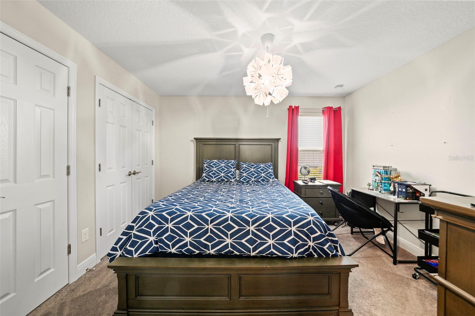 7401 PARADISO DR, APOLLO BEACH, FL, 33572