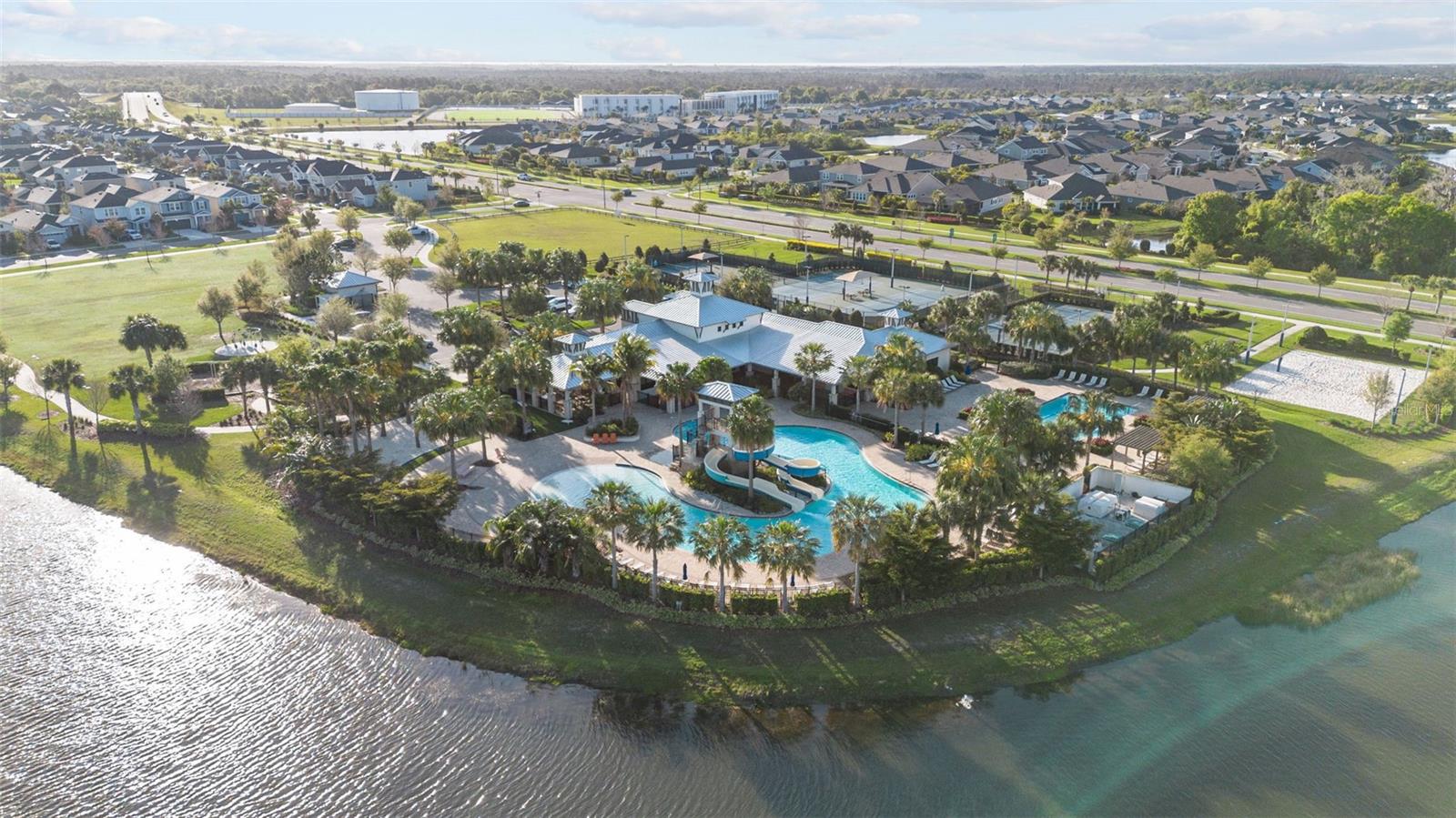 7401 PARADISO DR, APOLLO BEACH, FL, 33572
