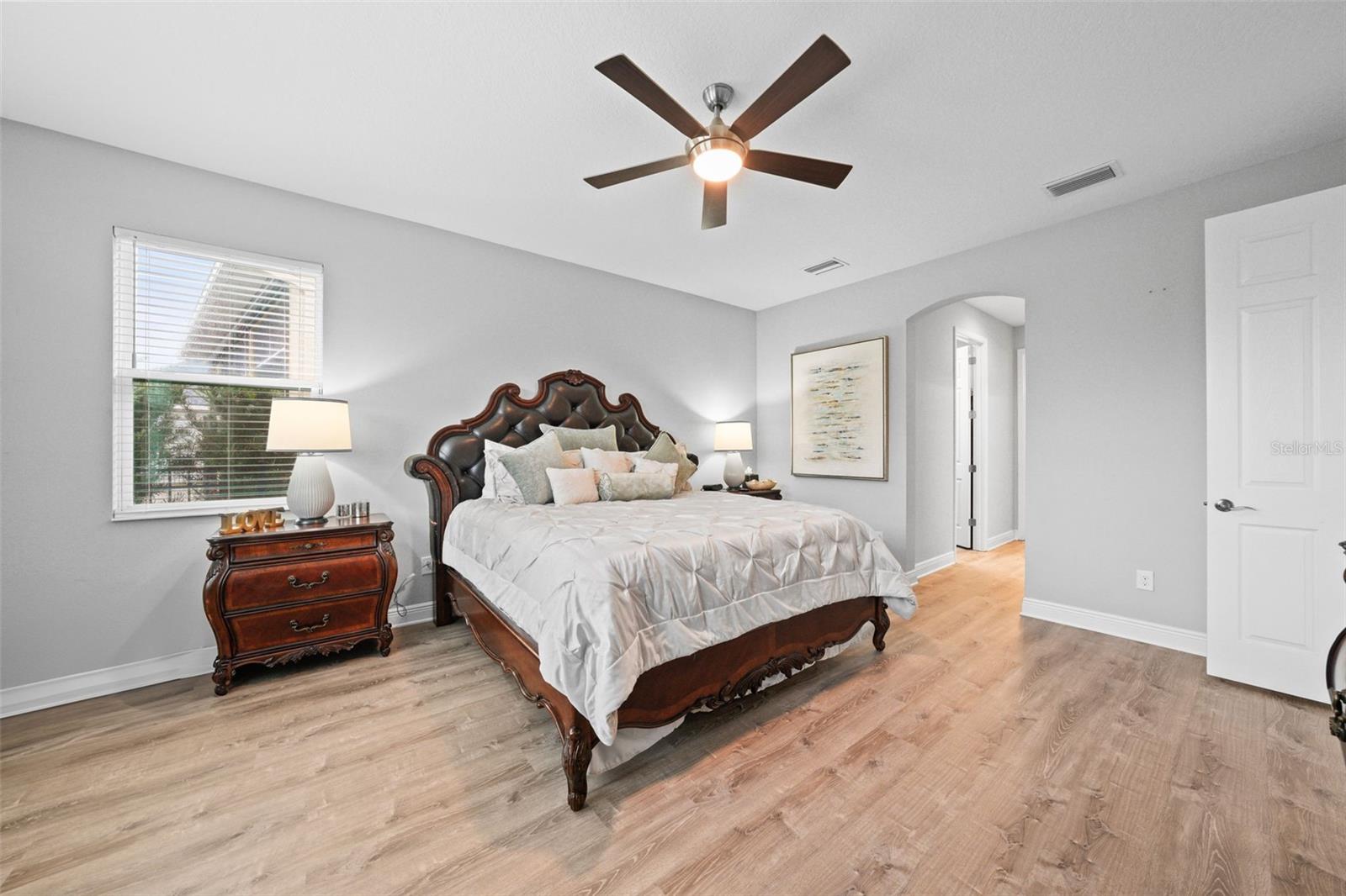 7401 PARADISO DR, APOLLO BEACH, FL, 33572
