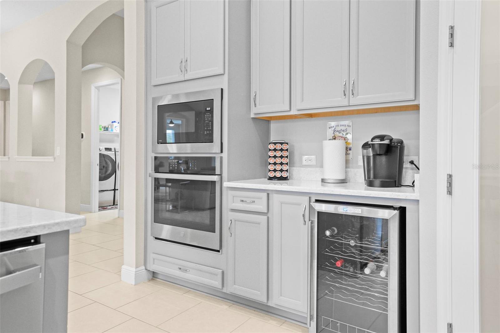 7401 PARADISO DR, APOLLO BEACH, FL, 33572