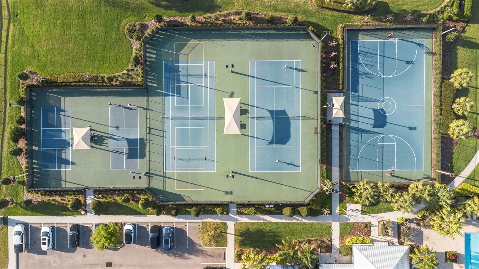 7401 PARADISO DR, APOLLO BEACH, FL, 33572