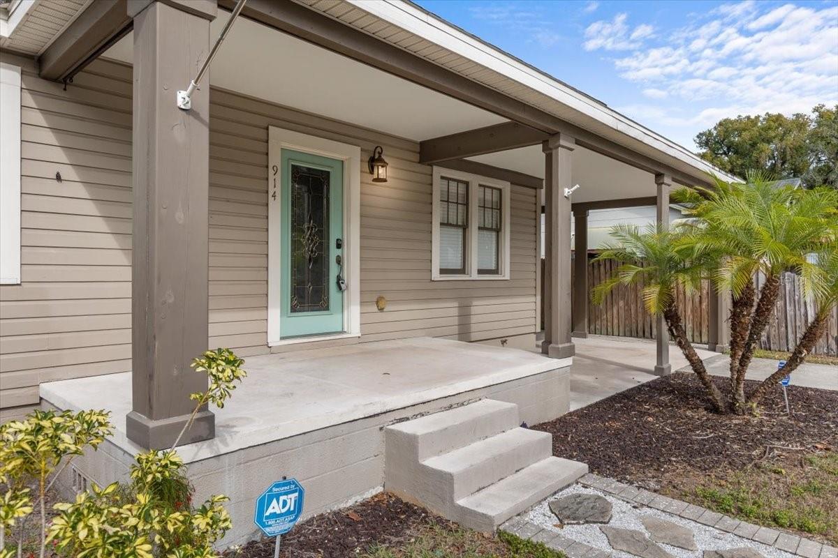 914 E CAYUGA ST, TAMPA, FL, 33603