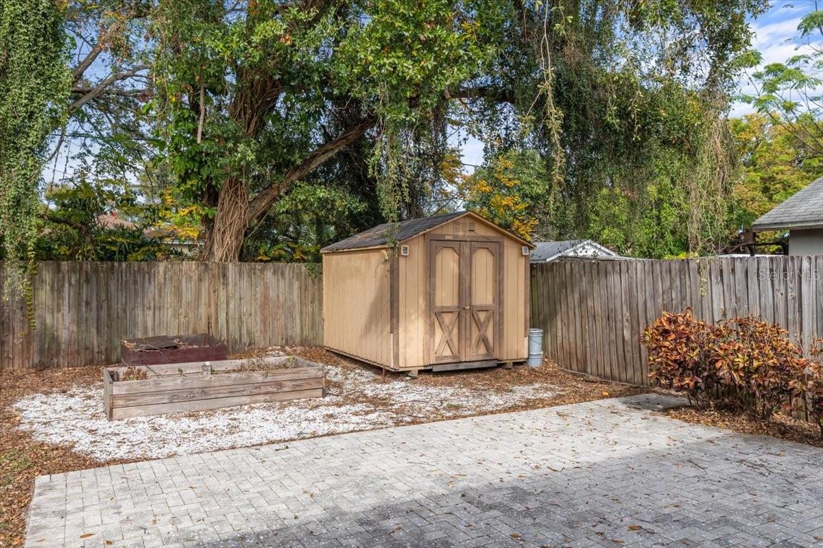 914 E CAYUGA ST, TAMPA, FL, 33603