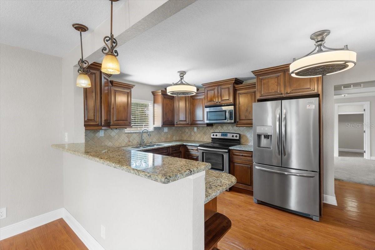 914 E CAYUGA ST, TAMPA, FL, 33603