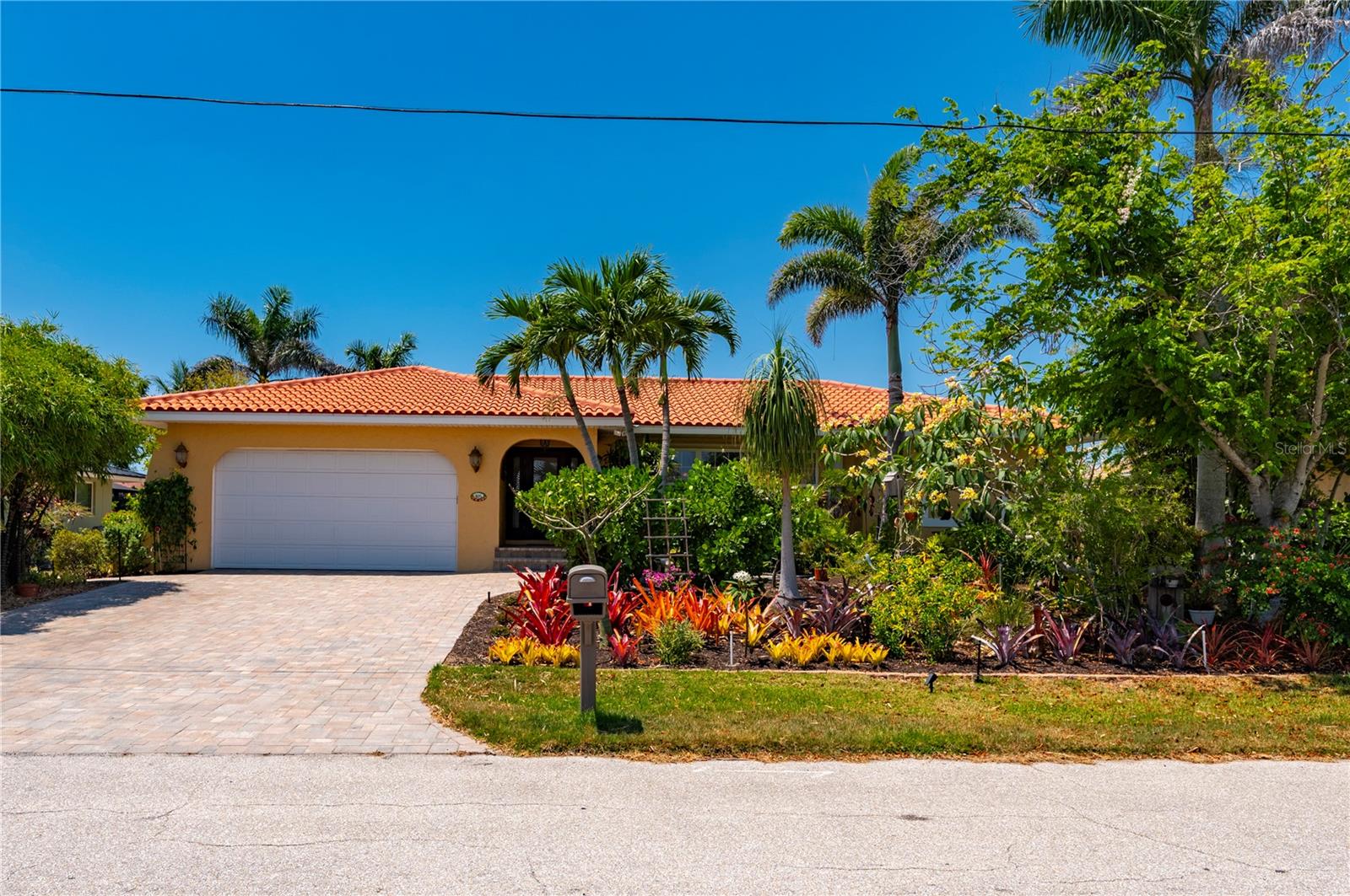 805 BRENDA CT, PUNTA GORDA, FL, 33950