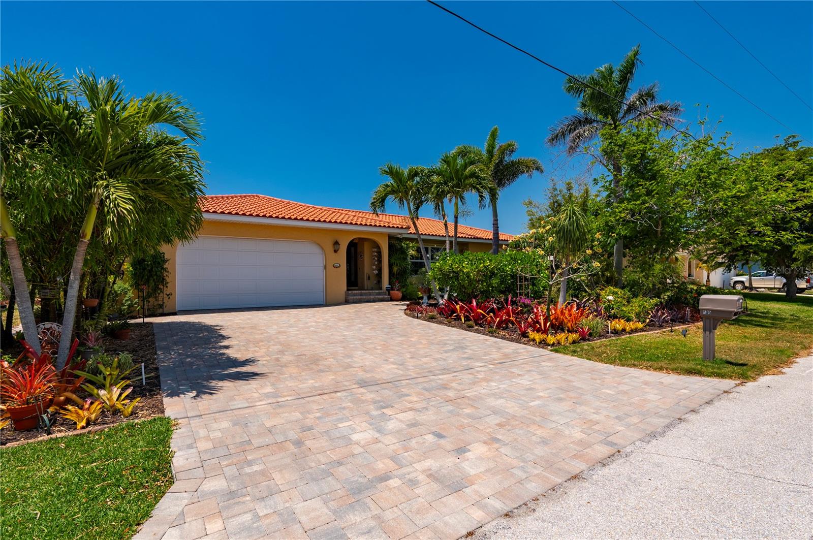 805 BRENDA CT, PUNTA GORDA, FL, 33950