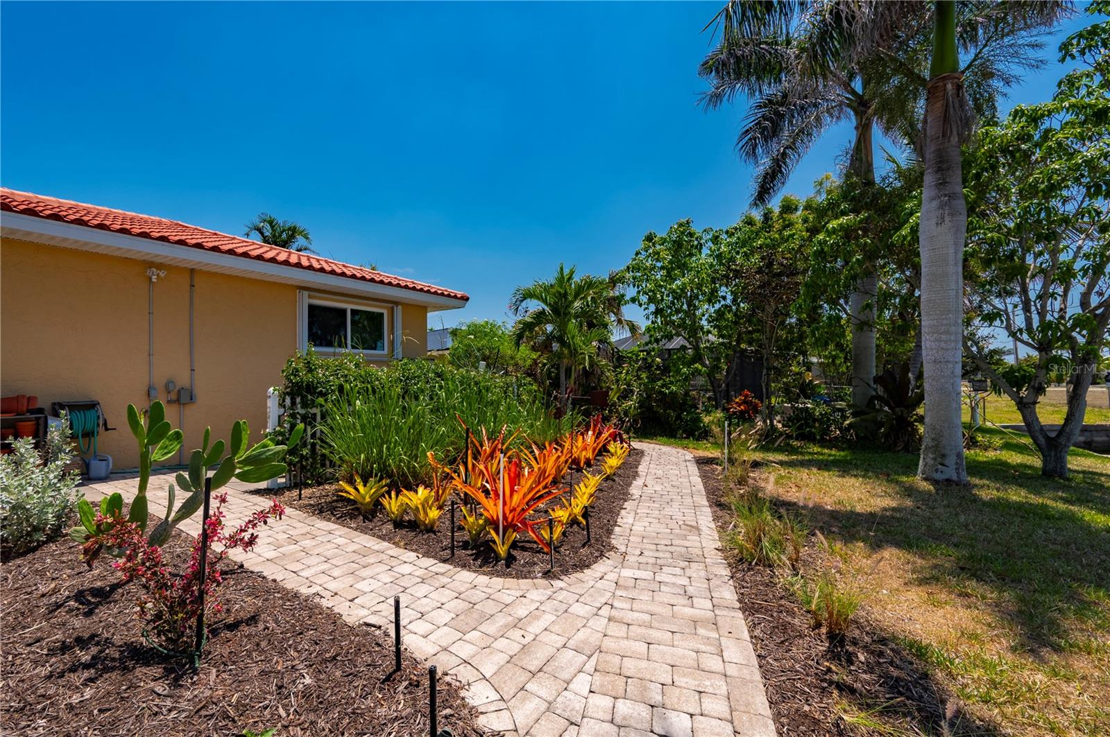 805 BRENDA CT, PUNTA GORDA, FL, 33950