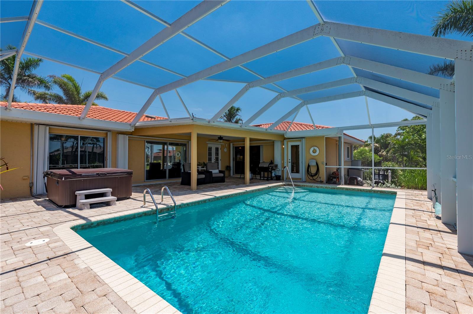 805 BRENDA CT, PUNTA GORDA, FL, 33950