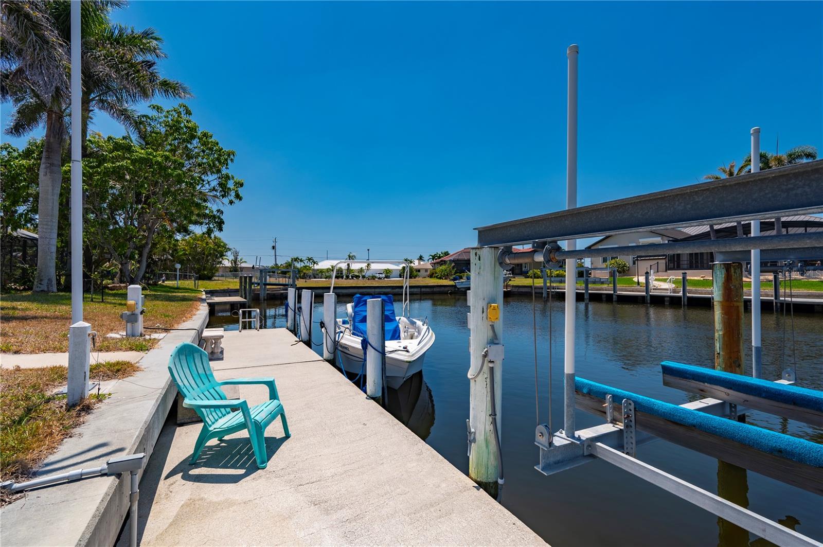 805 BRENDA CT, PUNTA GORDA, FL, 33950