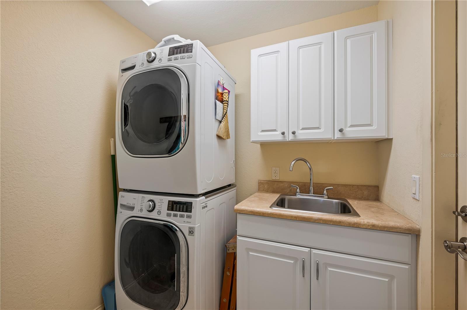 805 BRENDA CT, PUNTA GORDA, FL, 33950