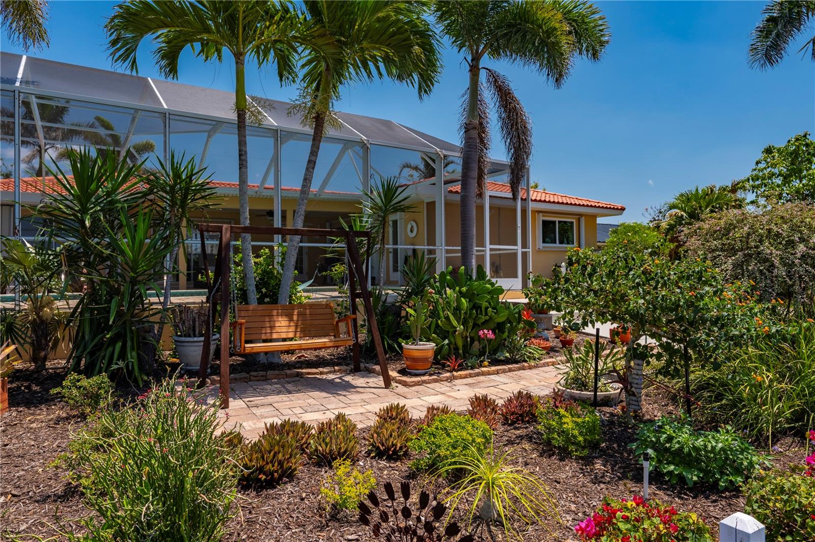 805 BRENDA CT, PUNTA GORDA, FL, 33950