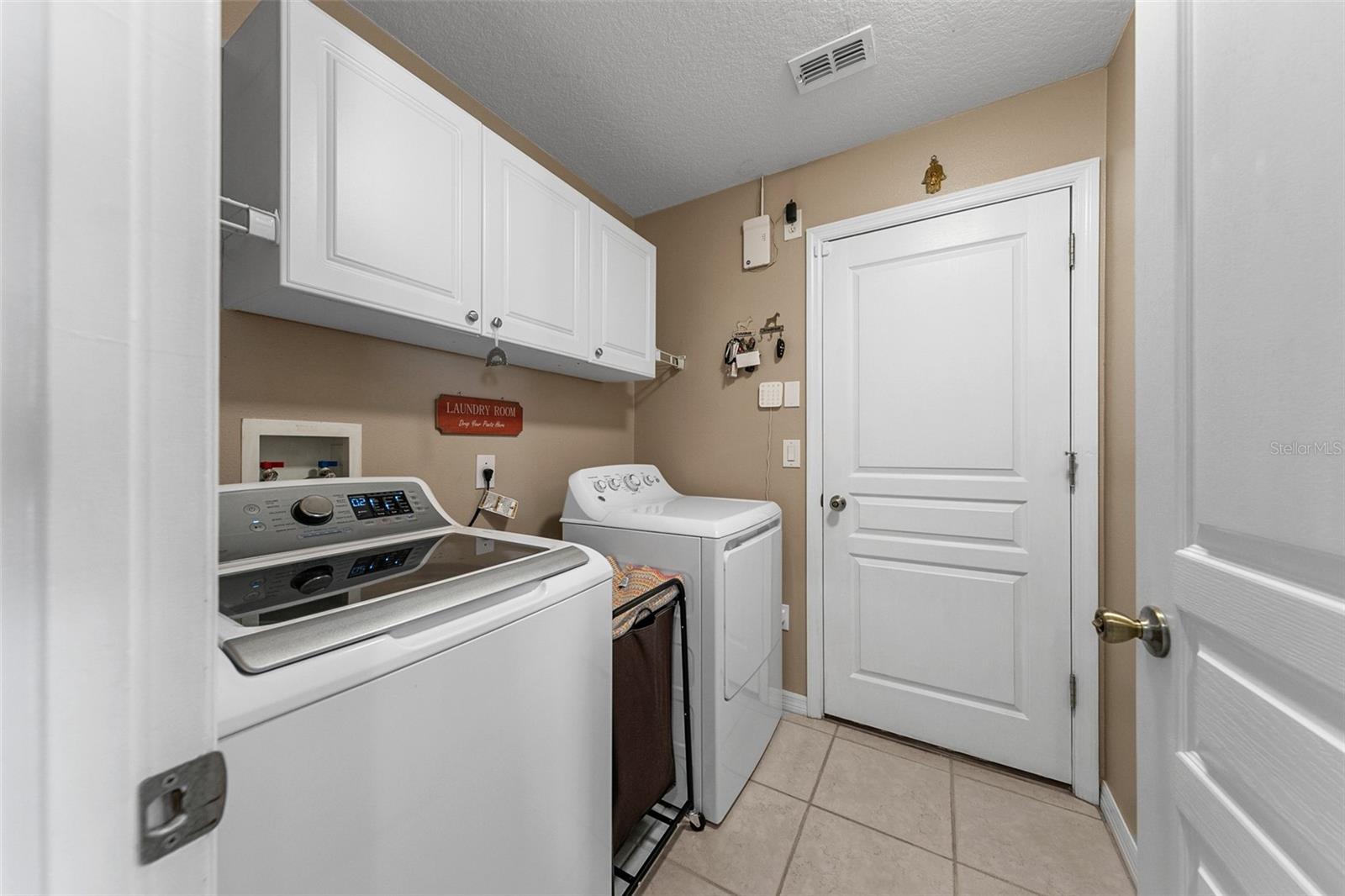 33931 TERRAGONA DR, SORRENTO, FL, 32776