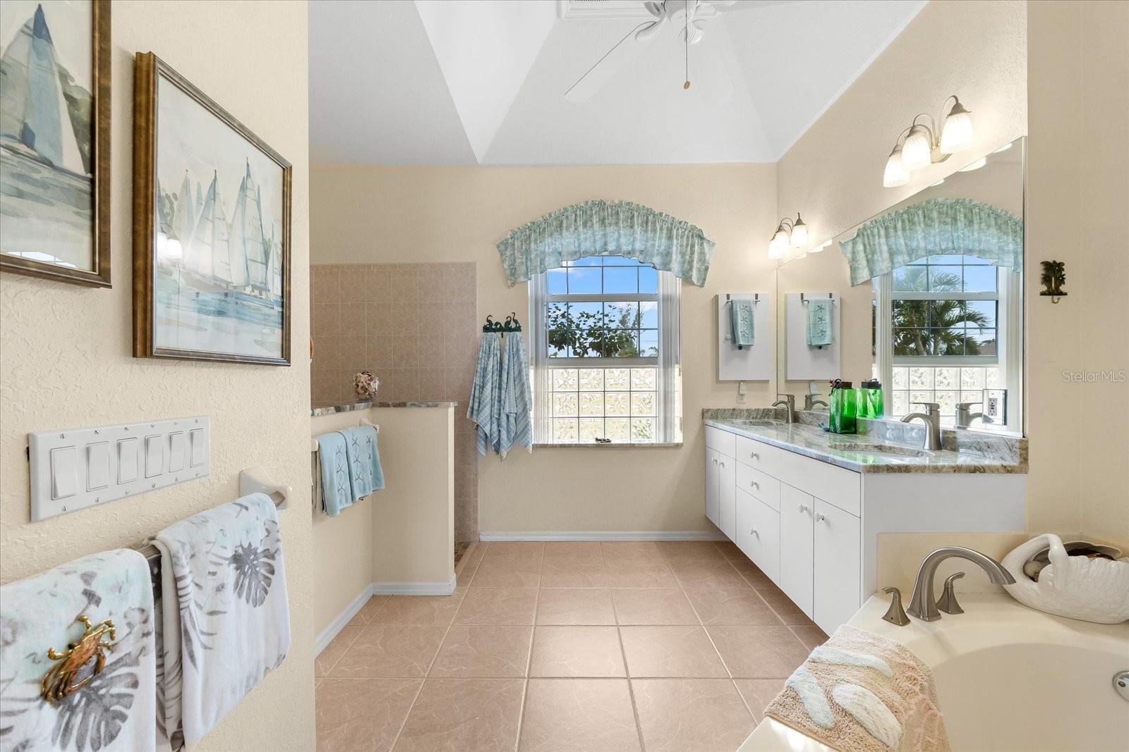 10322 SUNBURY DR, PORT CHARLOTTE, FL, 33981
