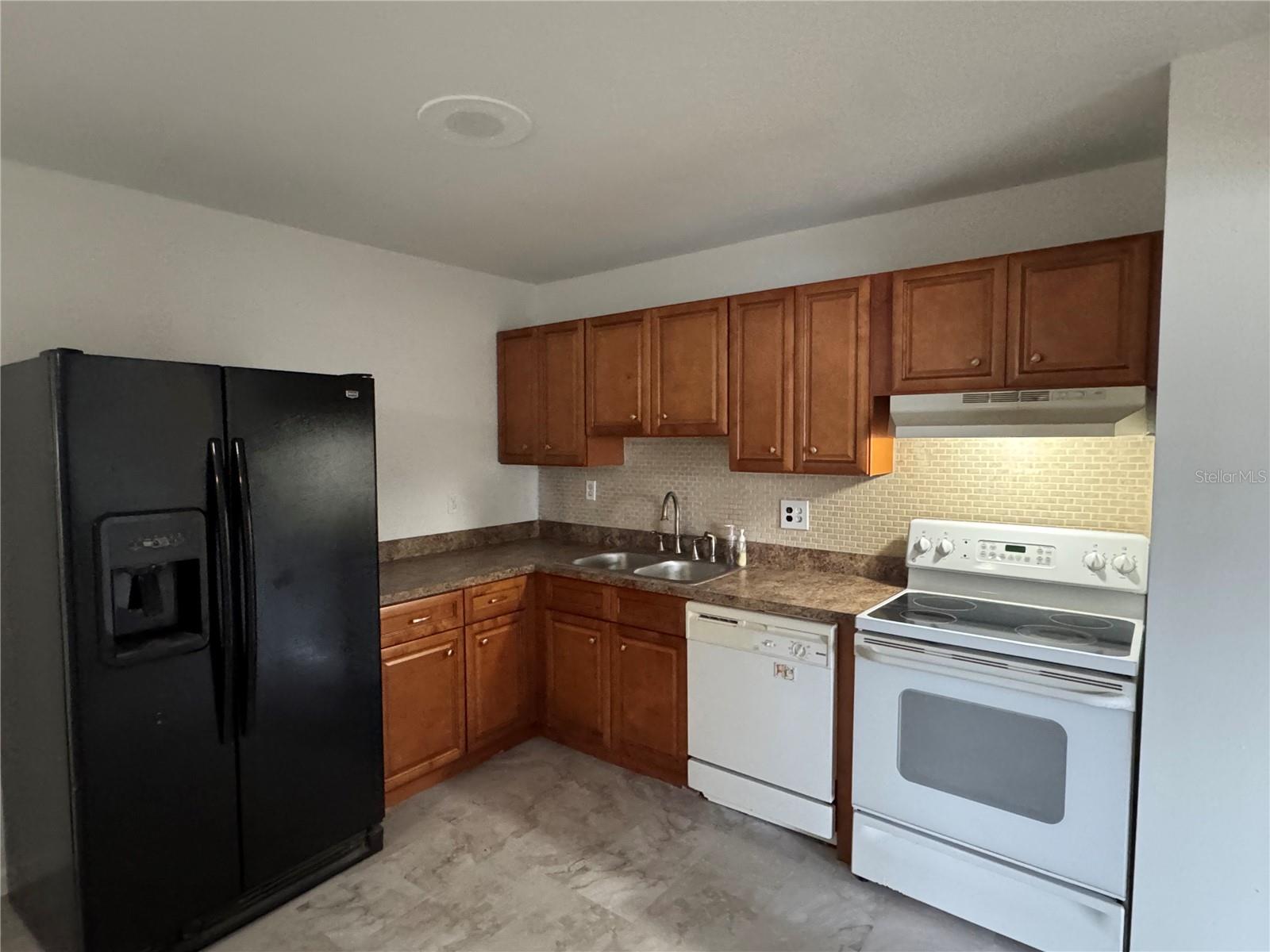 8818 ASHMAN RD, RIVERVIEW, FL, 33578