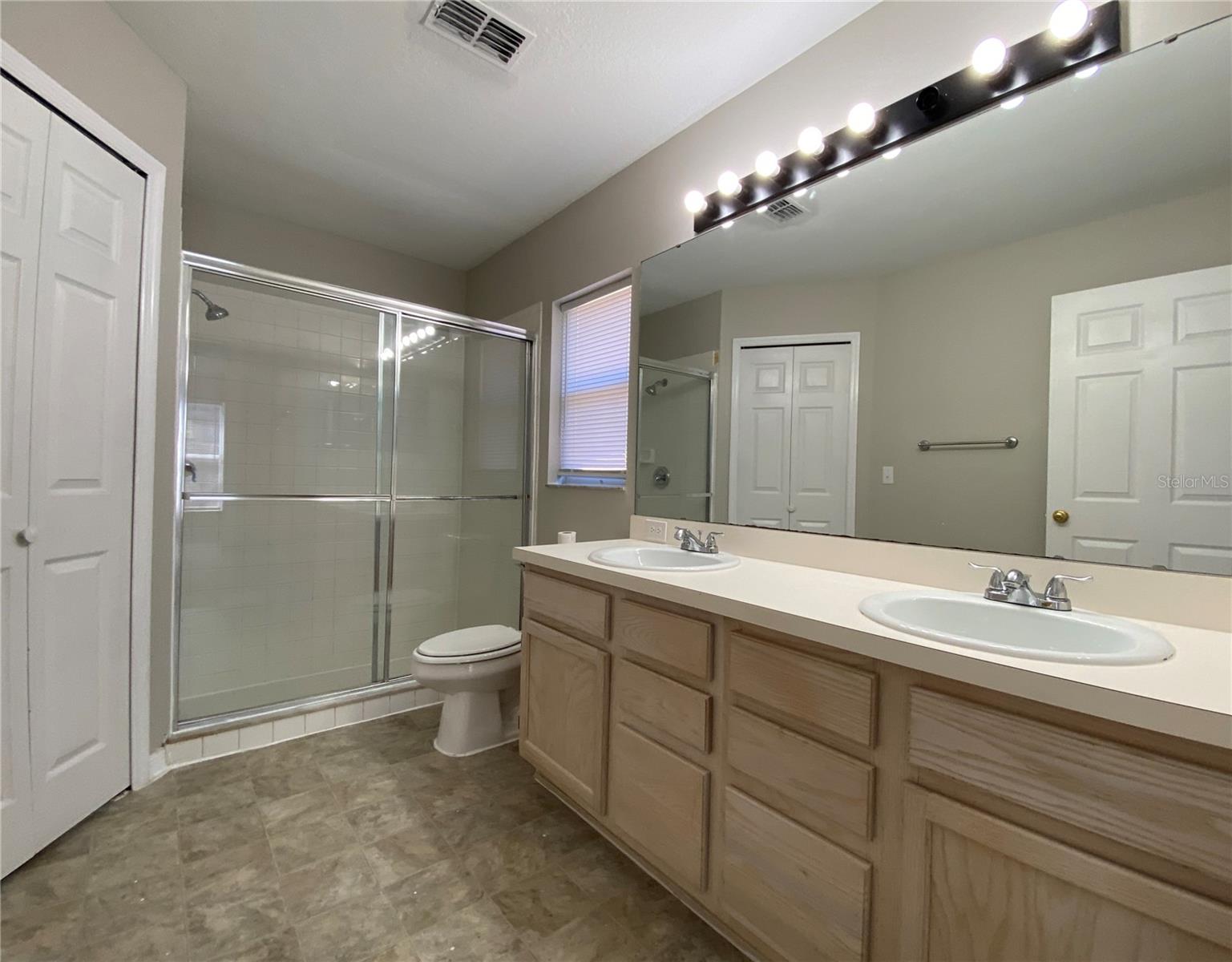 1725 MAHOGANY DR, ORLANDO, FL, 32825