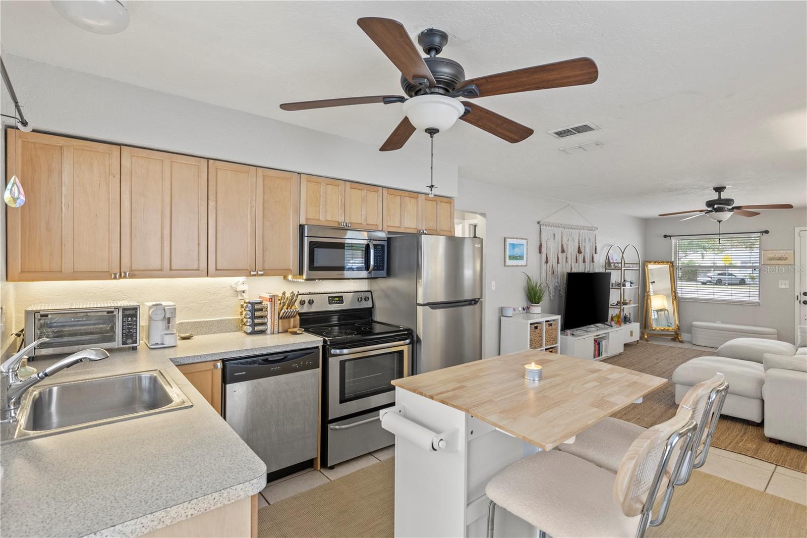 8026 DIAGONAL RD N, ST PETERSBURG, FL, 33702