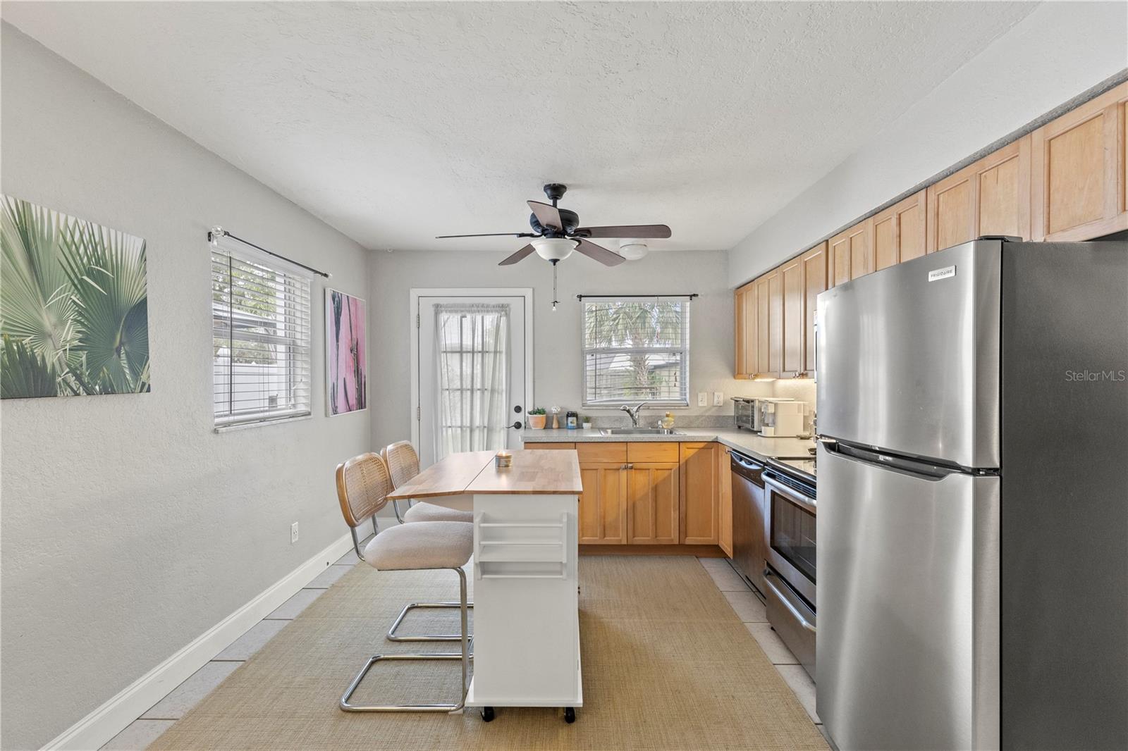 8026 DIAGONAL RD N, ST PETERSBURG, FL, 33702