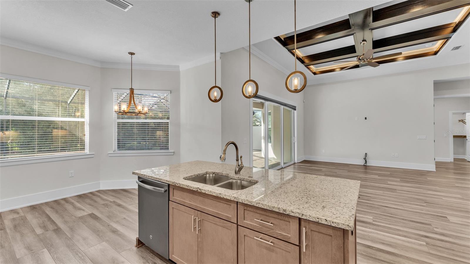 2424 DELPHI CIR, LAKELAND, FL, 33812