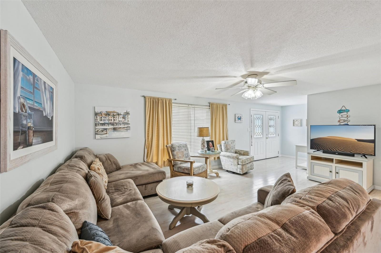 2433 BEACON DR, PORT CHARLOTTE, FL, 33952