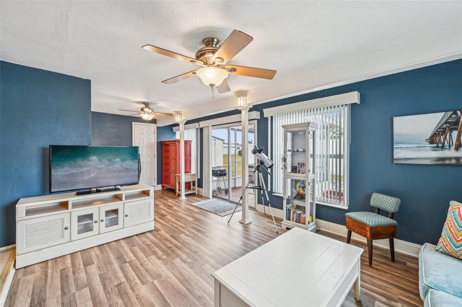 2433 BEACON DR, PORT CHARLOTTE, FL, 33952