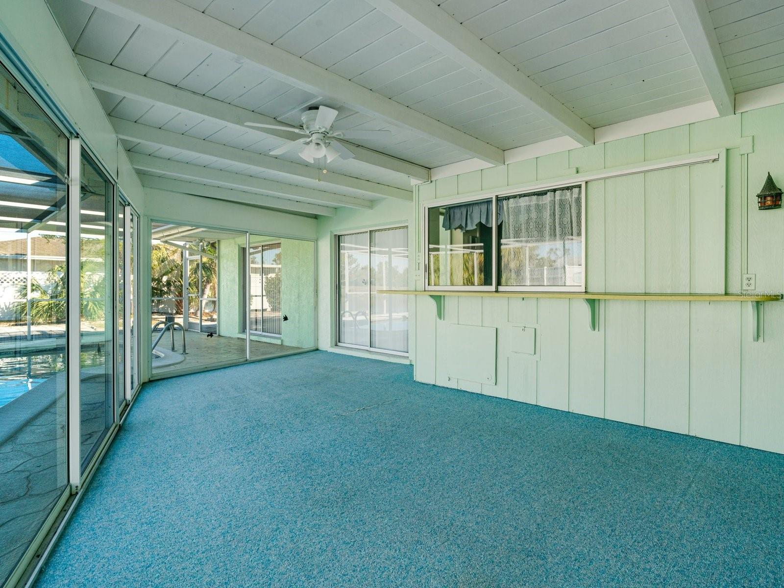 403 PINE TREE TER, VENICE, FL, 34293