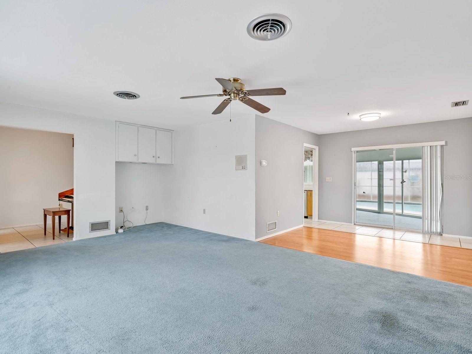 403 PINE TREE TER, VENICE, FL, 34293