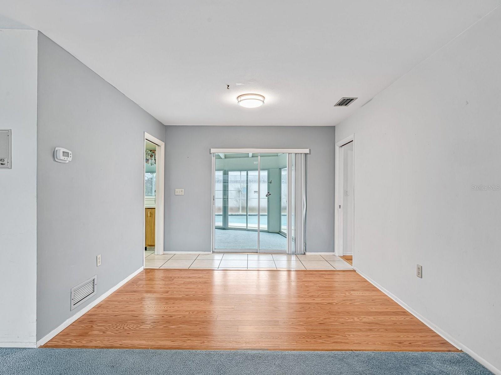 403 PINE TREE TER, VENICE, FL, 34293