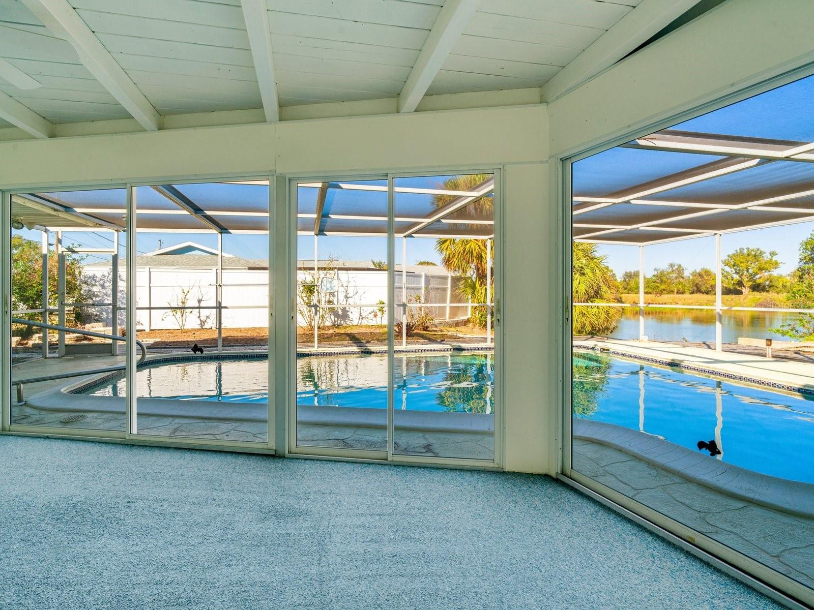 403 PINE TREE TER, VENICE, FL, 34293