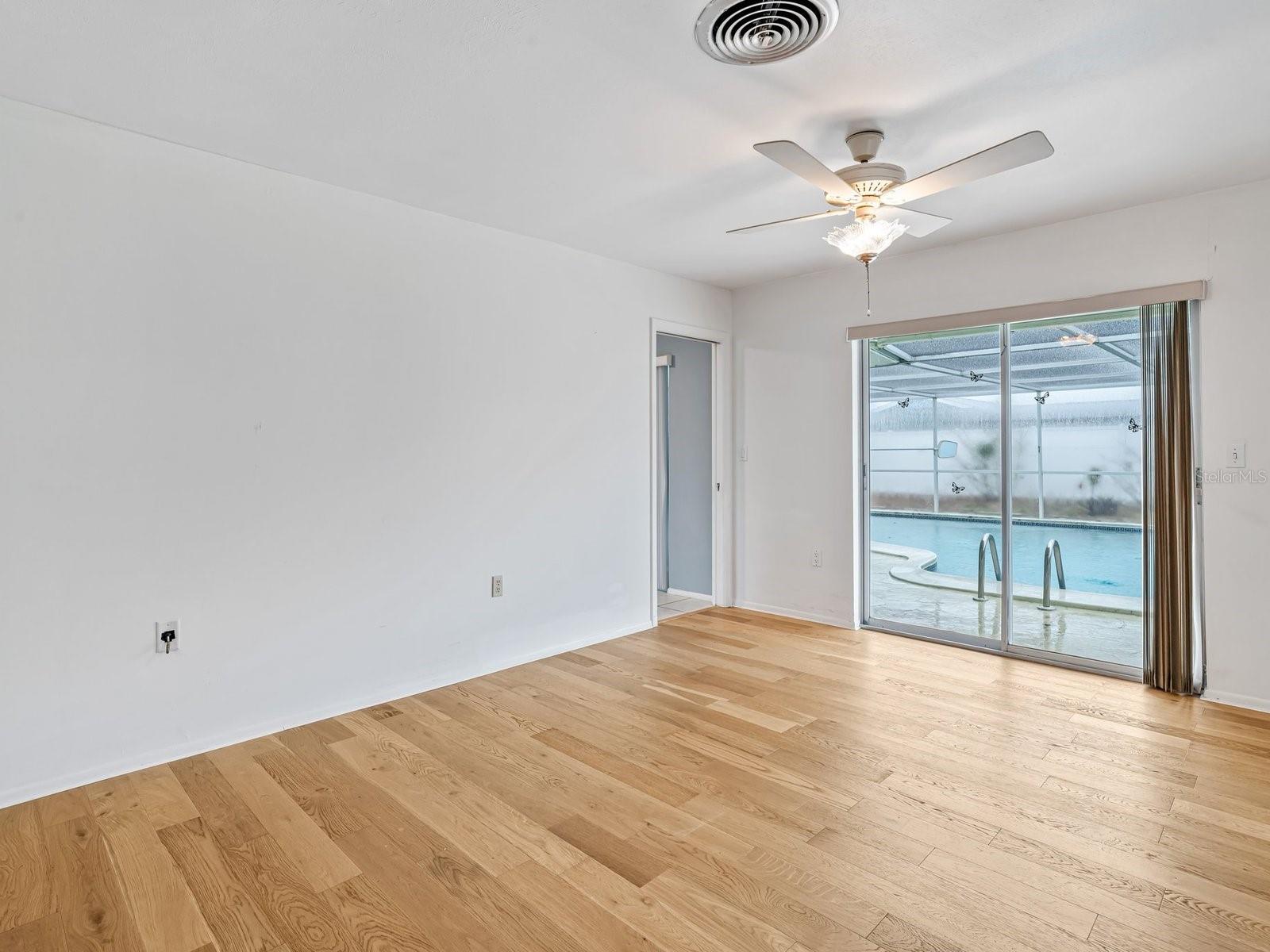 403 PINE TREE TER, VENICE, FL, 34293