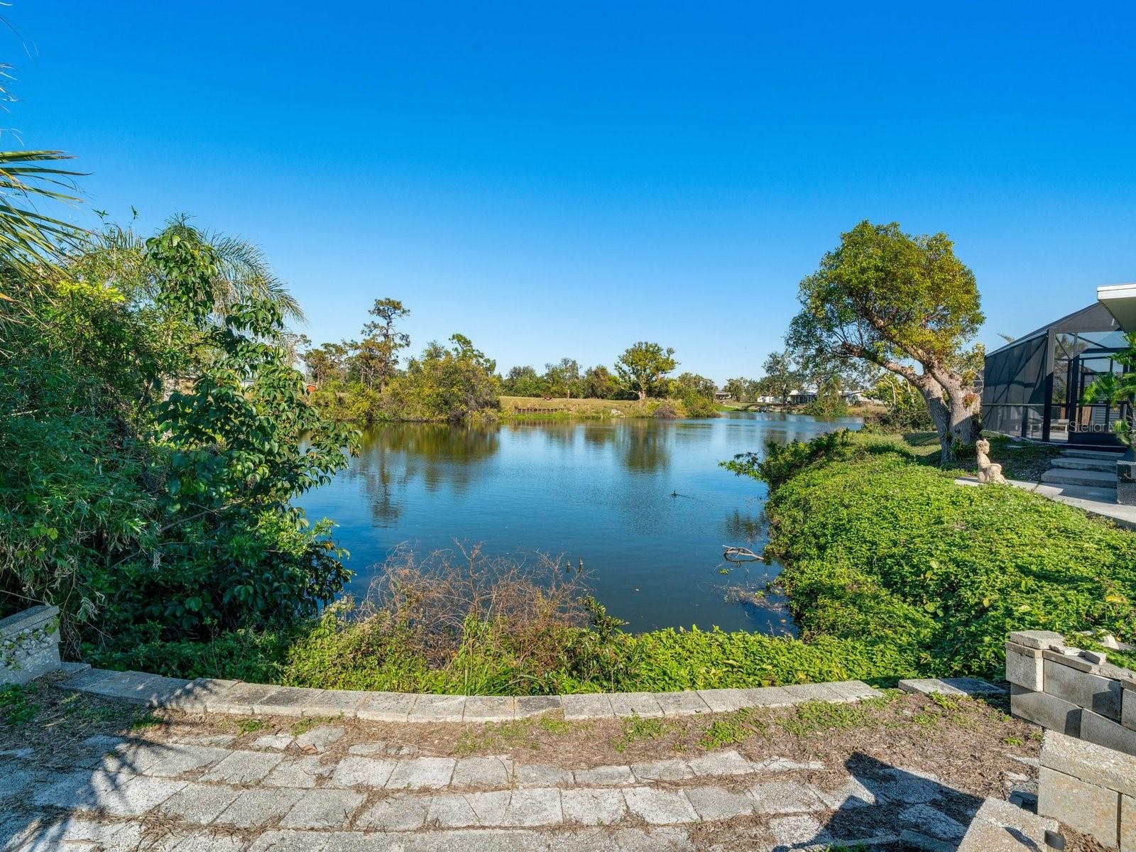 403 PINE TREE TER, VENICE, FL, 34293