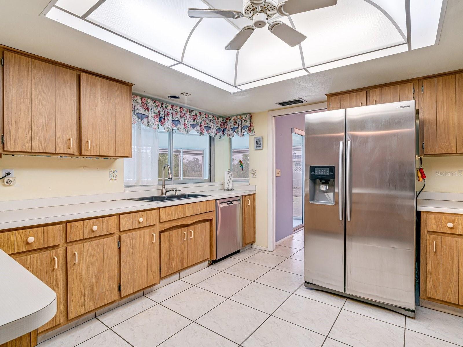 403 PINE TREE TER, VENICE, FL, 34293