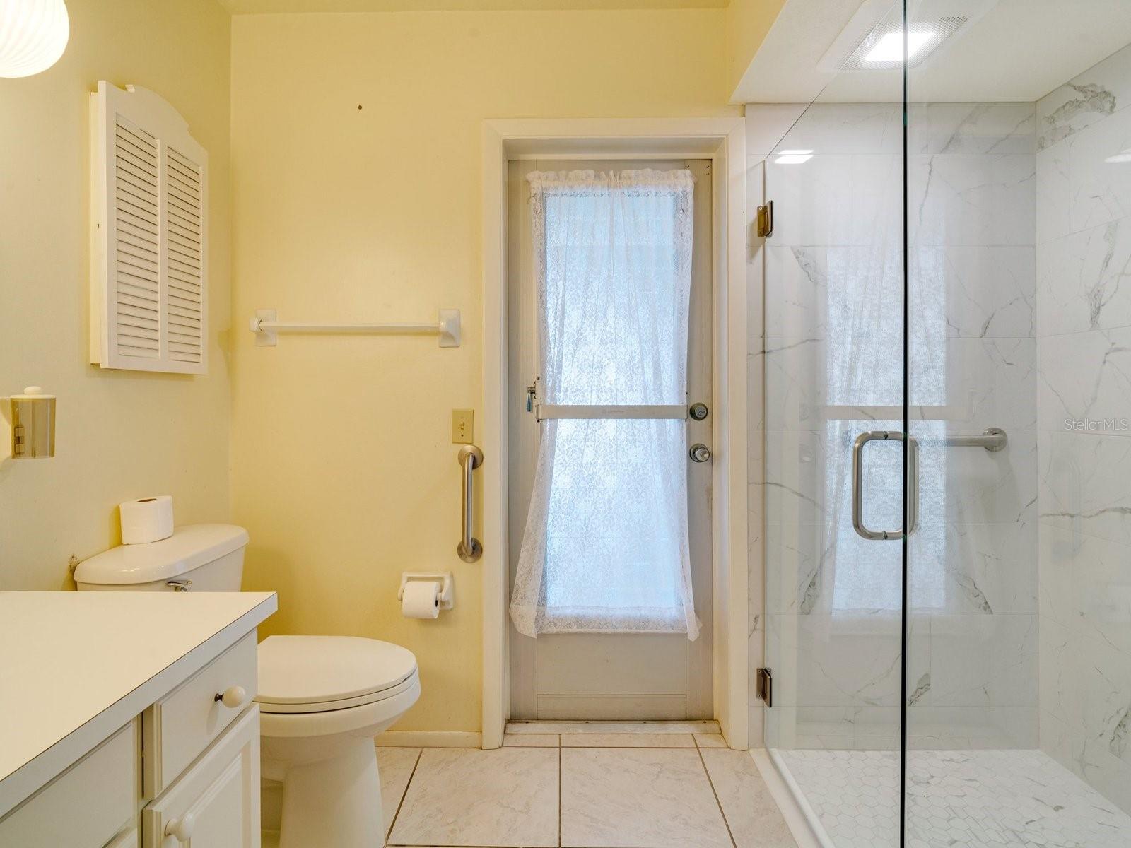 403 PINE TREE TER, VENICE, FL, 34293