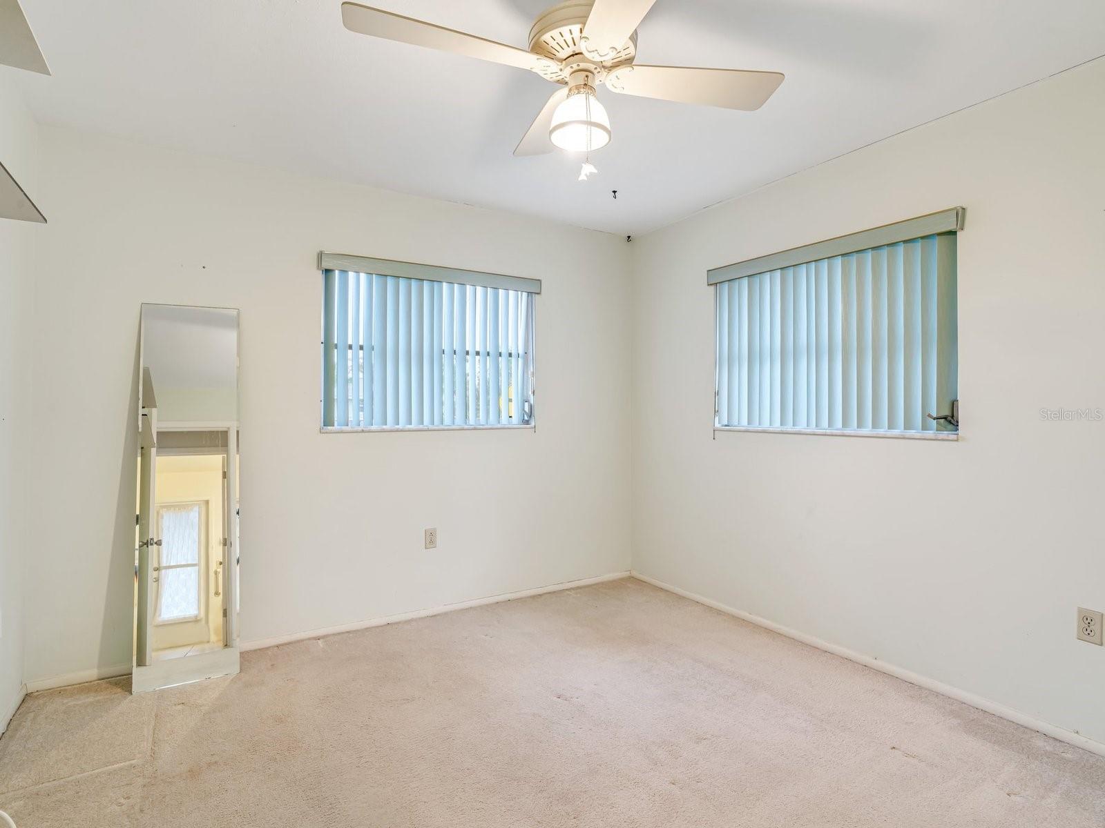 403 PINE TREE TER, VENICE, FL, 34293