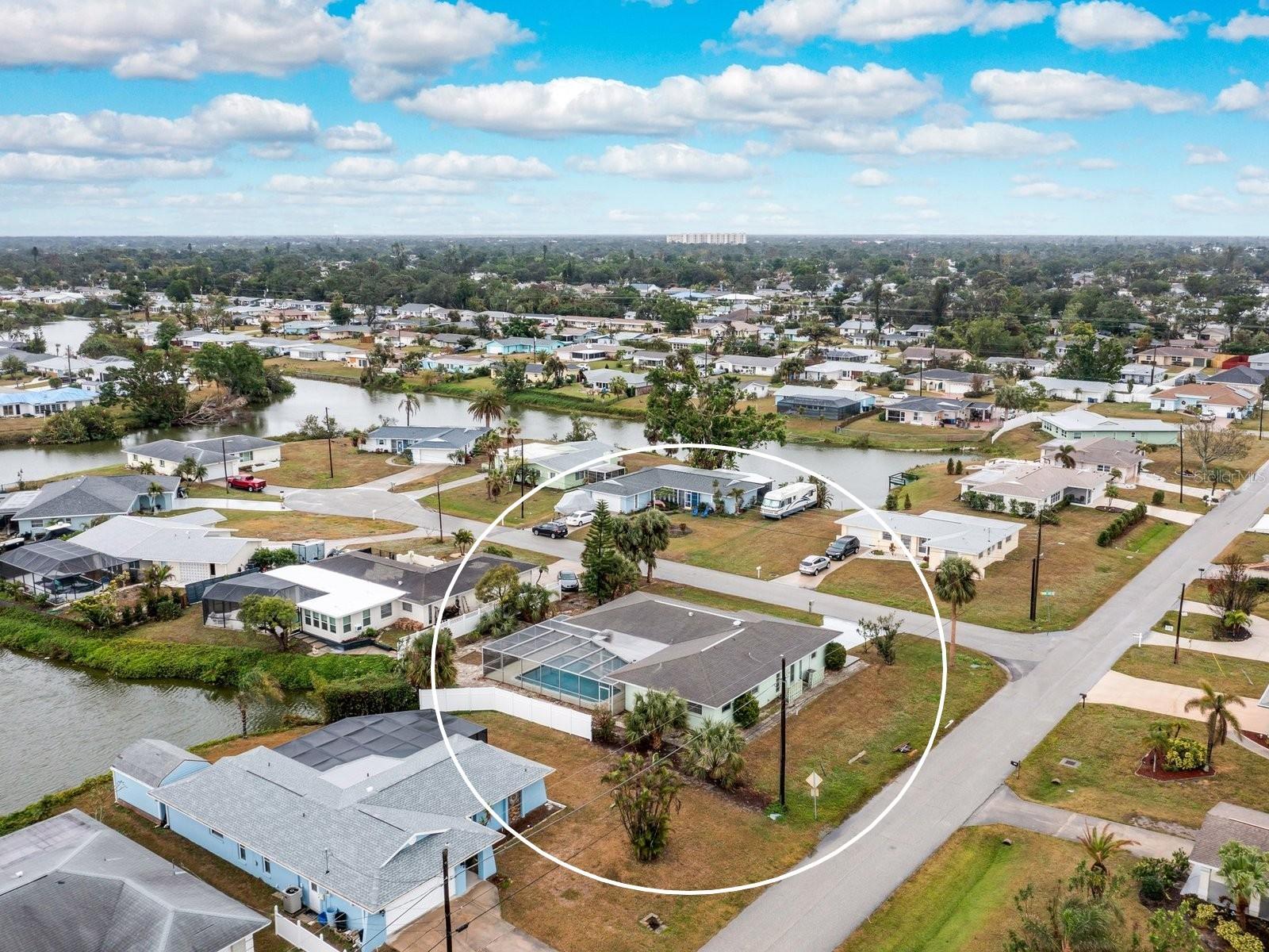 403 PINE TREE TER, VENICE, FL, 34293